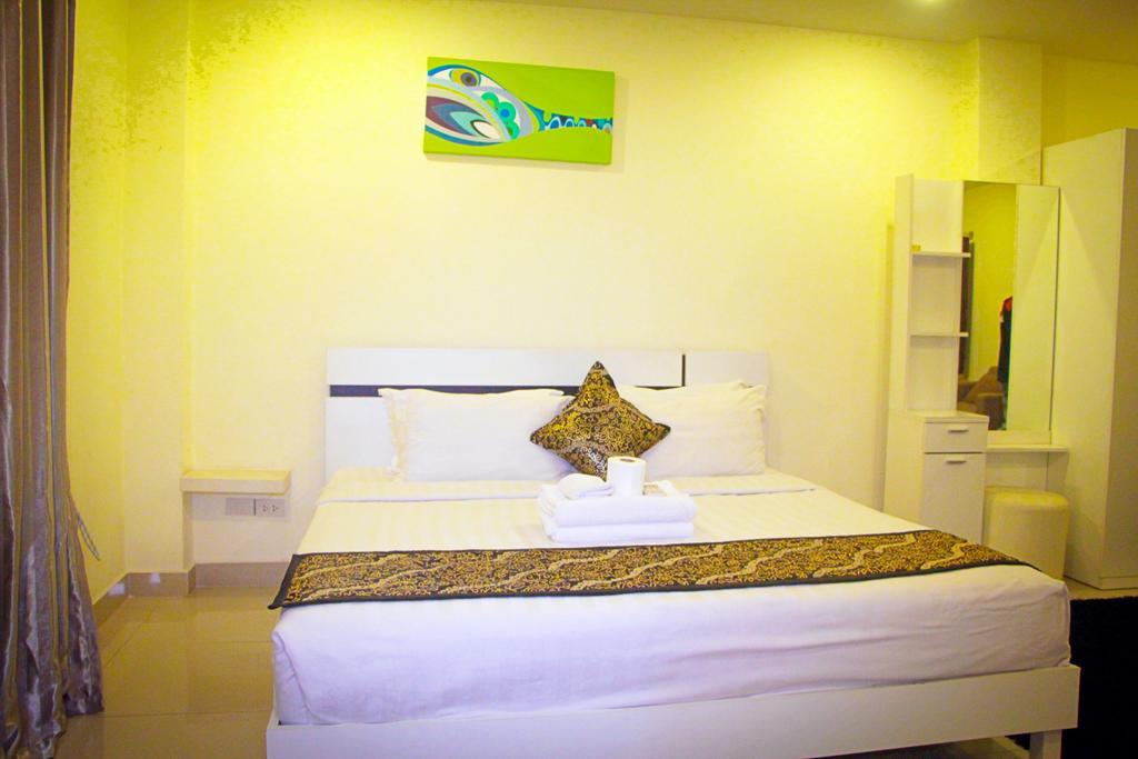 Royal Q & D Suites Pattaya Eksteriør billede