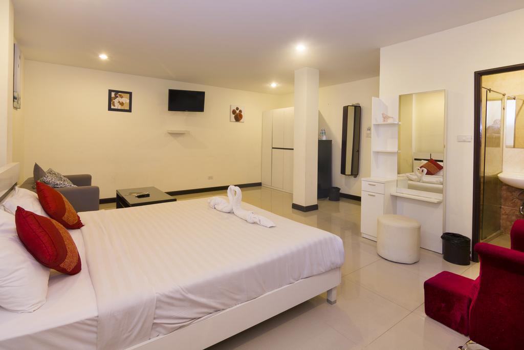 Royal Q & D Suites Pattaya Eksteriør billede