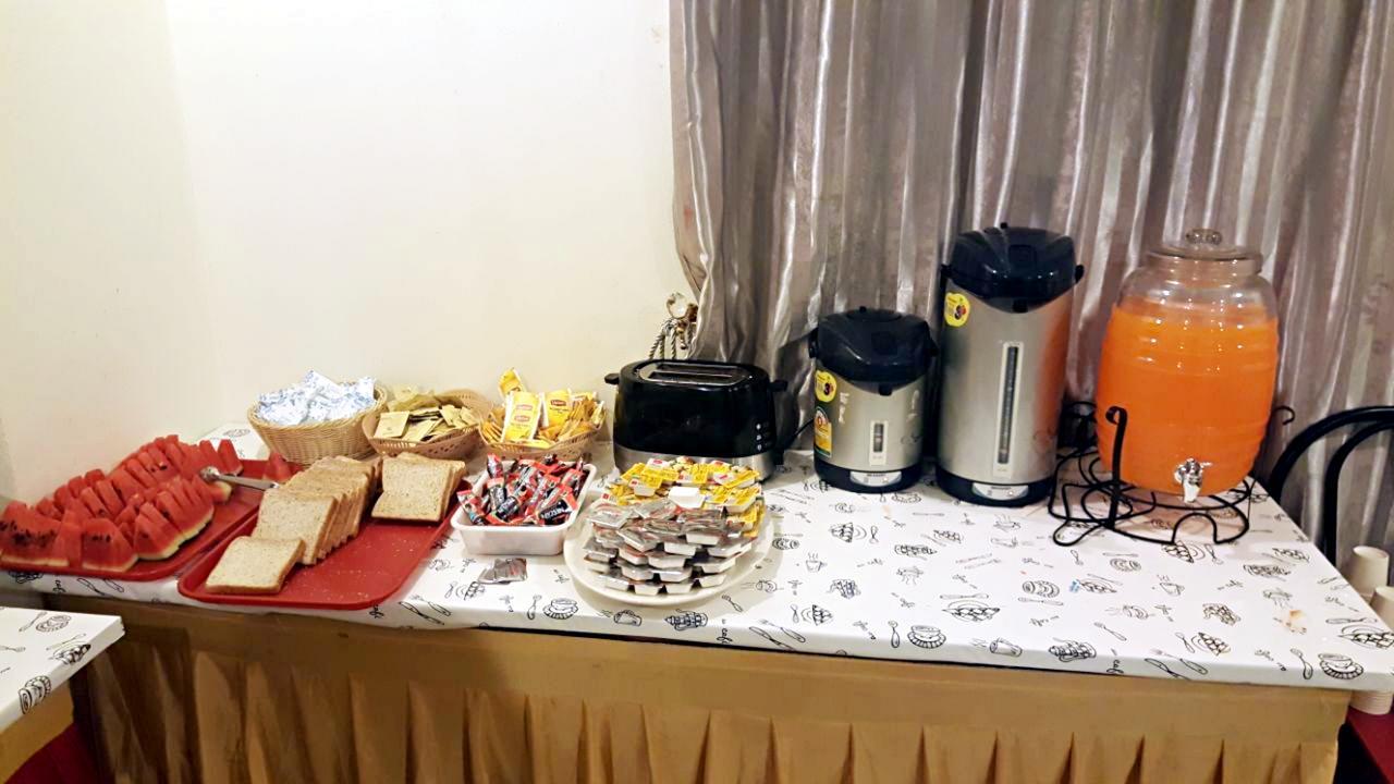 Royal Q & D Suites Pattaya Eksteriør billede