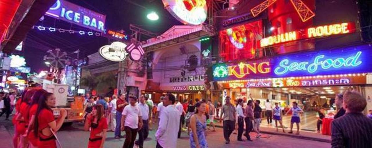 Royal Q & D Suites Pattaya Eksteriør billede