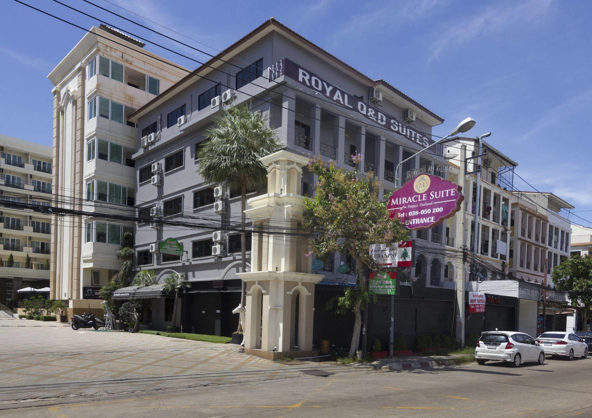 Royal Q & D Suites Pattaya Eksteriør billede